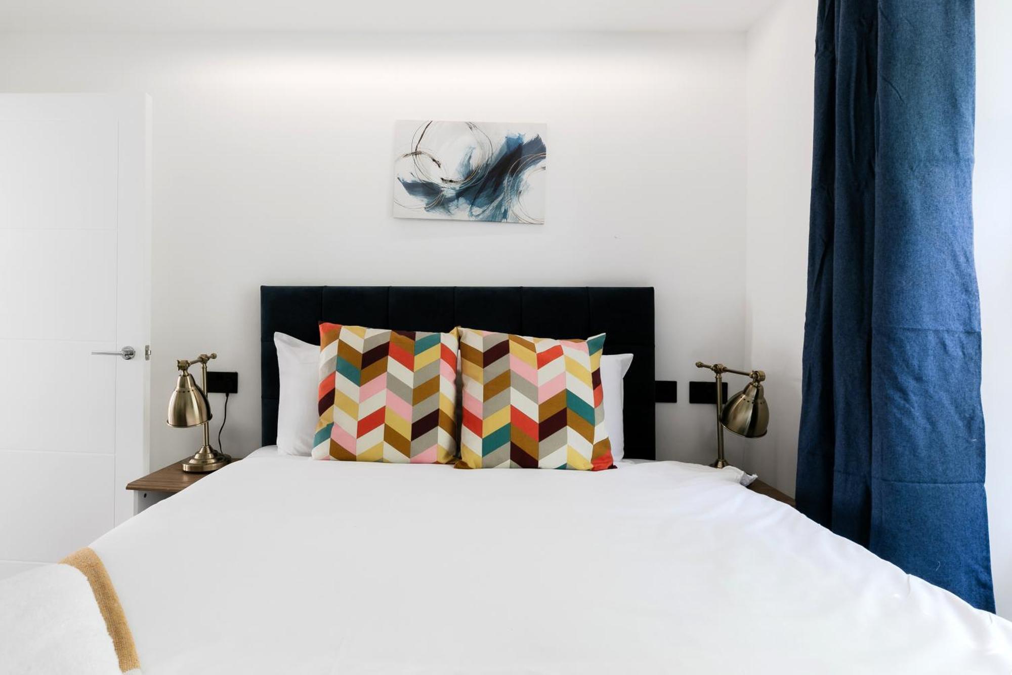 Comfortable Apartments Near Harrods Лондон Екстериор снимка
